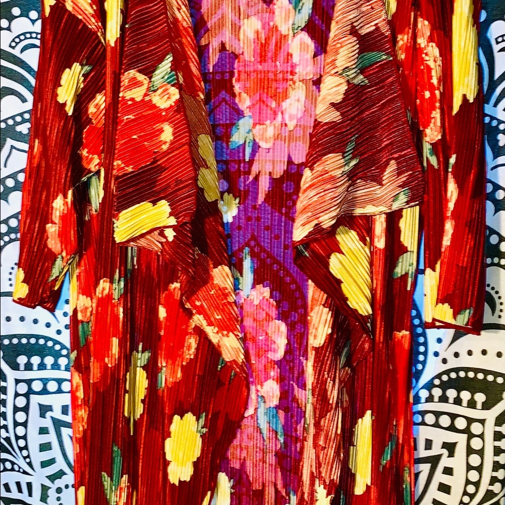 Silky long flower cardigan